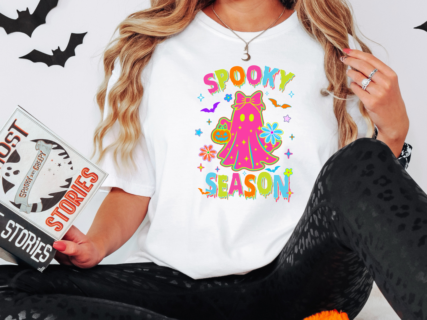 Spooky Season Retro Neon - verschiedene Farben