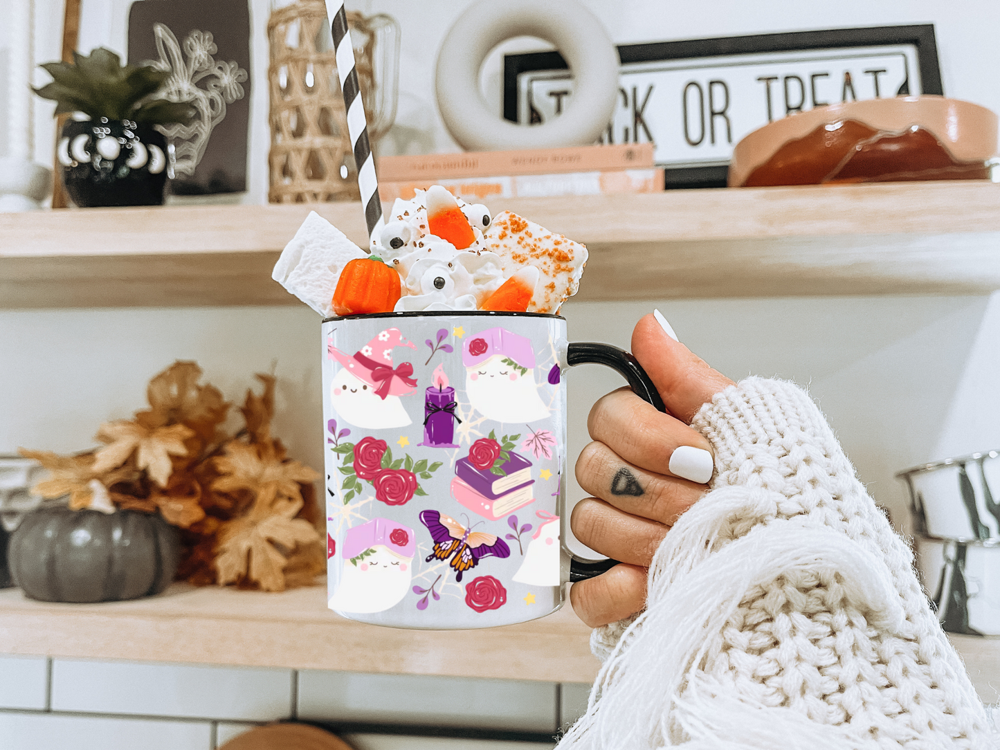 Bookish Flower Ghostys Tasse