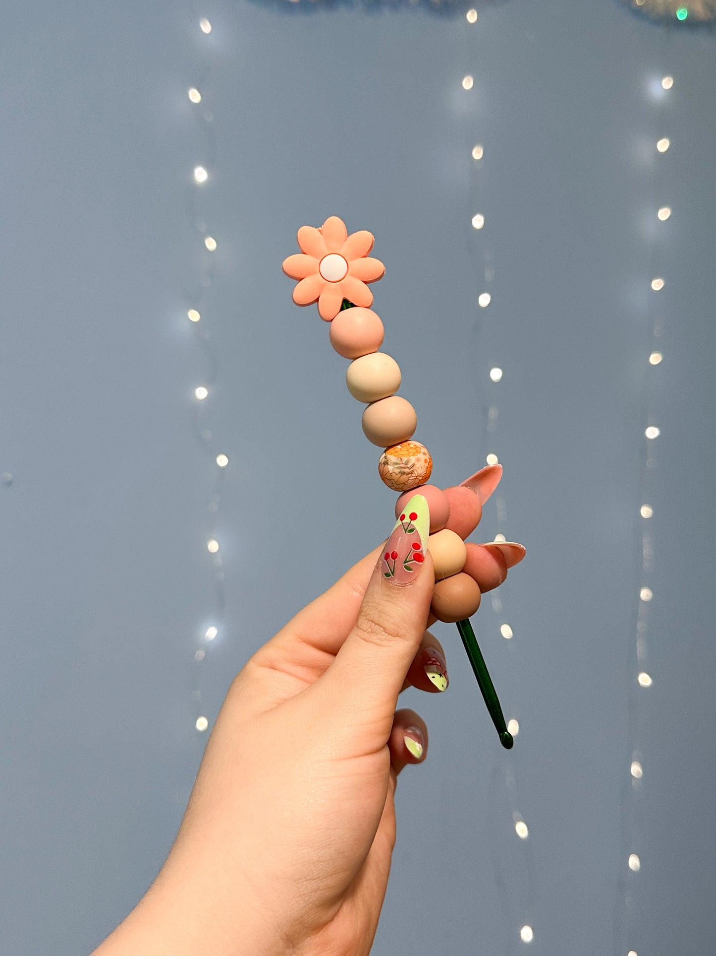 Häkelnadel 4mm beige Blume